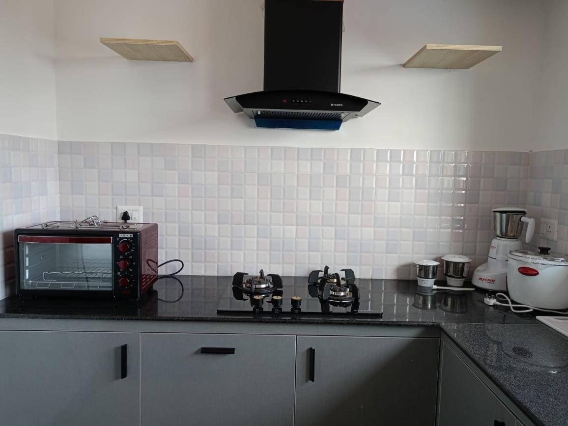 Alite Enclaves Fully Furnished Apartments Thrissur ภายนอก รูปภาพ