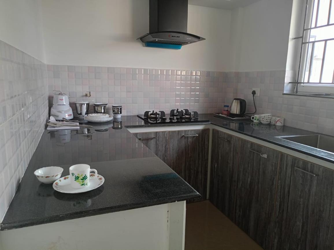 Alite Enclaves Fully Furnished Apartments Thrissur ภายนอก รูปภาพ