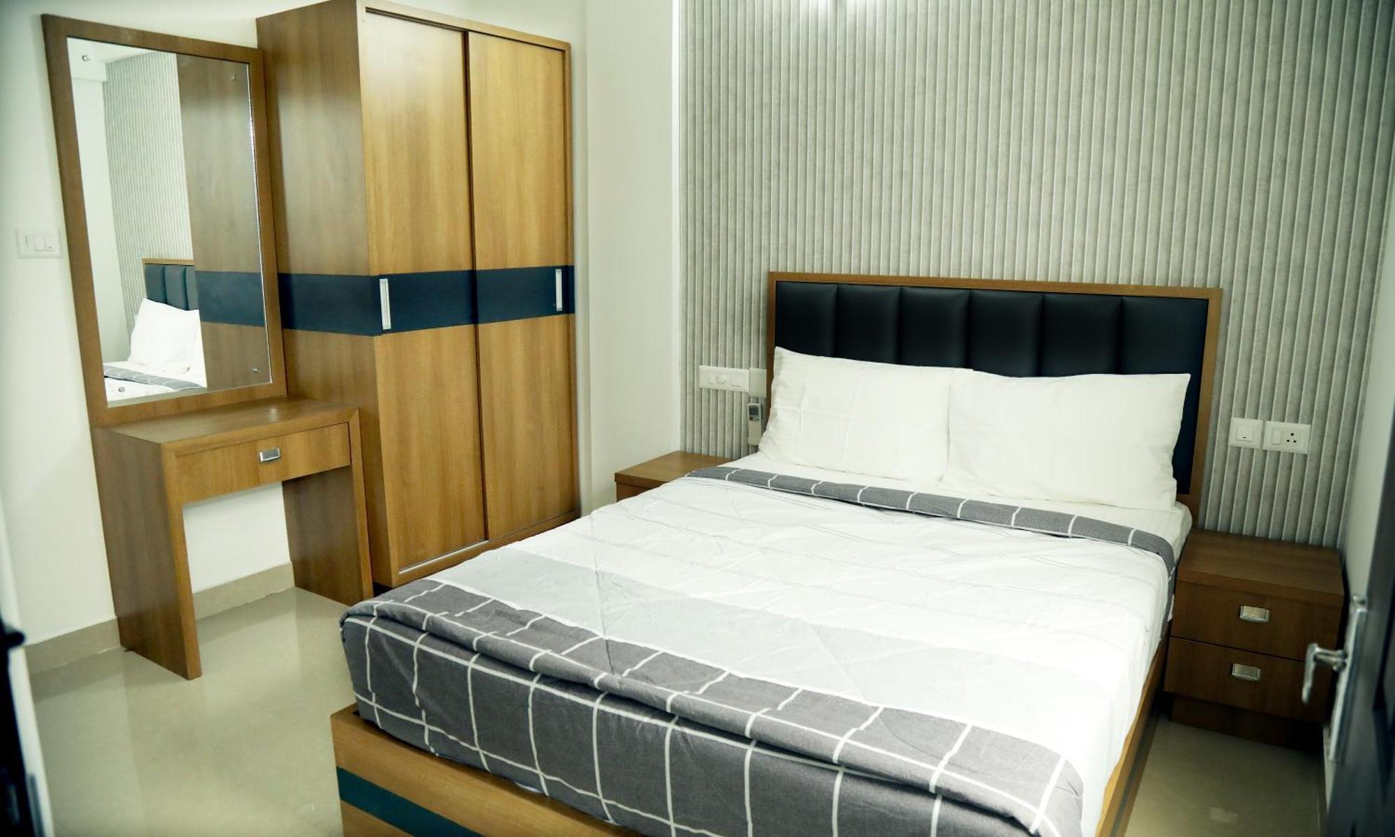 Alite Enclaves Fully Furnished Apartments Thrissur ภายนอก รูปภาพ