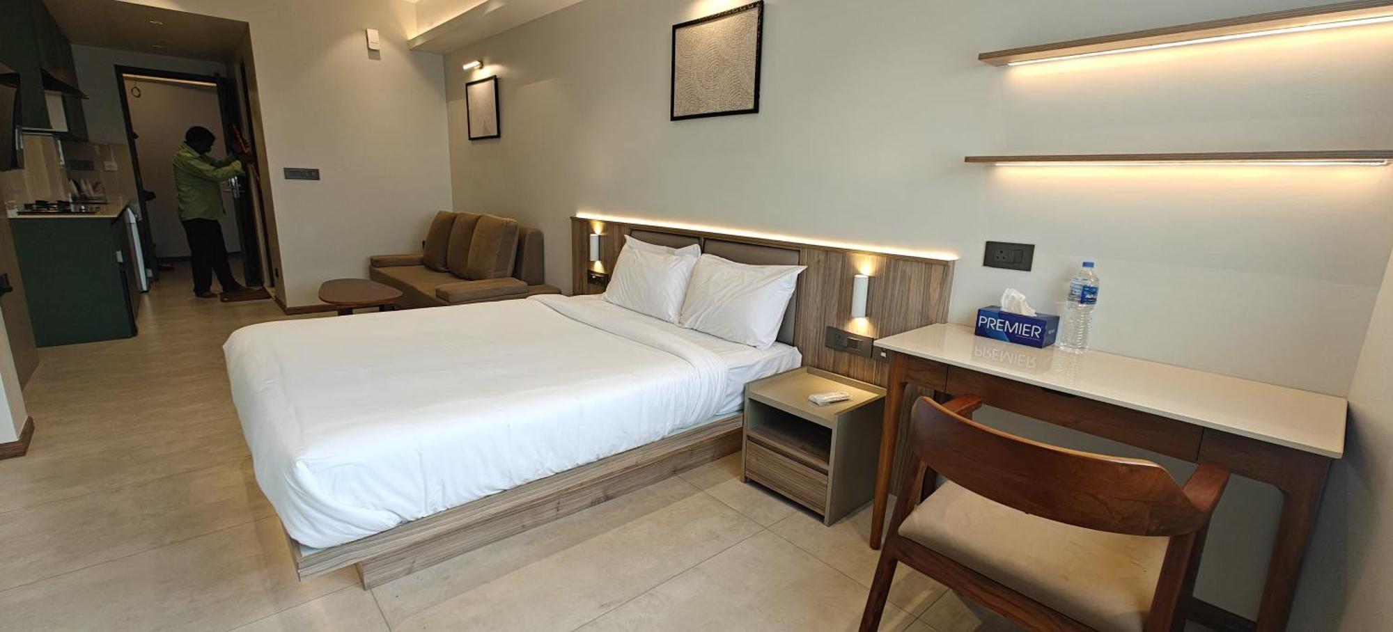 Alite Enclaves Fully Furnished Apartments Thrissur ภายนอก รูปภาพ