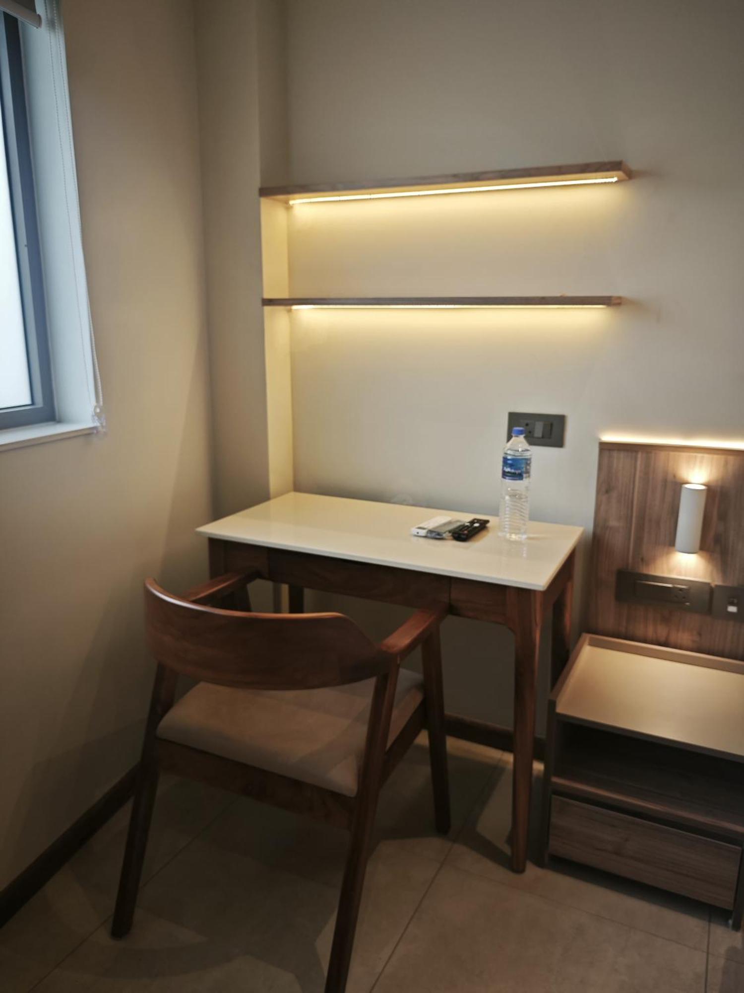 Alite Enclaves Fully Furnished Apartments Thrissur ภายนอก รูปภาพ
